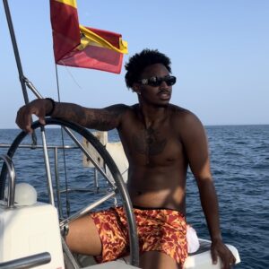 Enjoy a sailing Trip in Puerto Banús