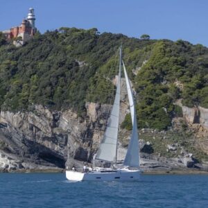 Palma de Mallorca: 4-Hr Small Group Sailing Trip + Snacks and Open Bar