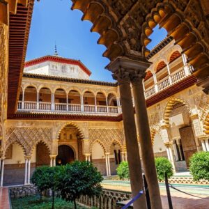 Cathedral & Royal Alc谩zar Seville: Entry Ticket + 3.5-Hr Guided Tour