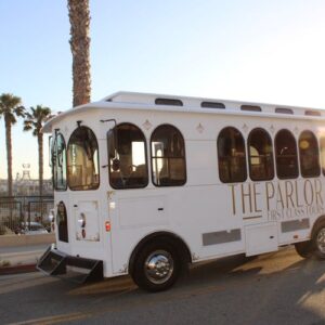 Luxury trolley Hollywood sightseeing tour with expert guide