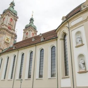 Old town walking tour plus textile museum entry