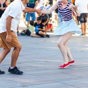 Harlem swing stroll and dance class