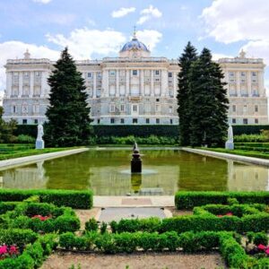 Monumental Madrid tour with Prado Museum and Royal Palace tickets