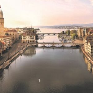 Zurich tour with boat cruise and visit to Lindt Home of Chocolate