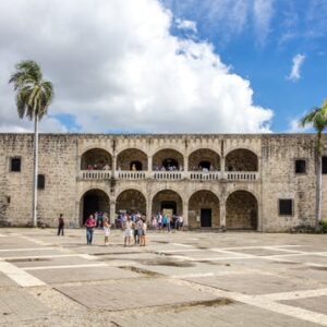 Santo Domingo Private Tour with 4D Cinema Experience